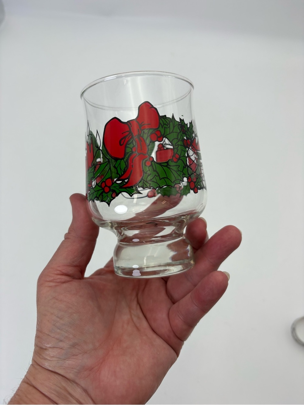 Festive MCM Libbey Holiday Wreath Footed Glass - Red & Green